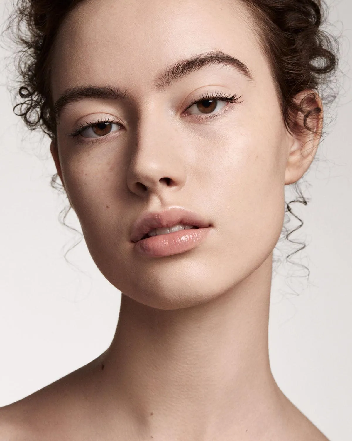 Fenty Beauty By Rihanna Eaze Drop Blurring Skin Tint (2)