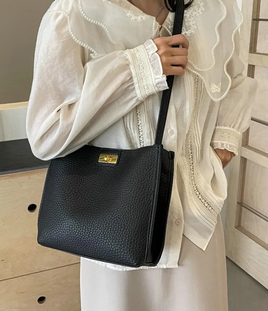 Hobo Bag for Women Vgean Leather Shoulder Bag Vintage Tote Bag Layered Crossbody Bag Purse