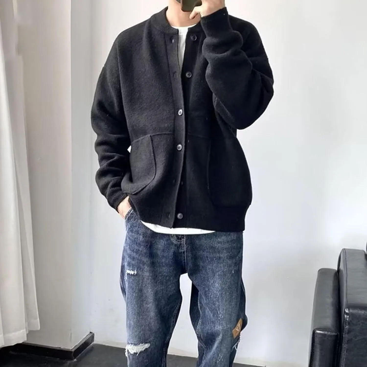 Men's Loose Fit Button Down Sweater Knitted Crew Neck Casual Sweater Cardigan Fashion Long Sleeve Sweaters