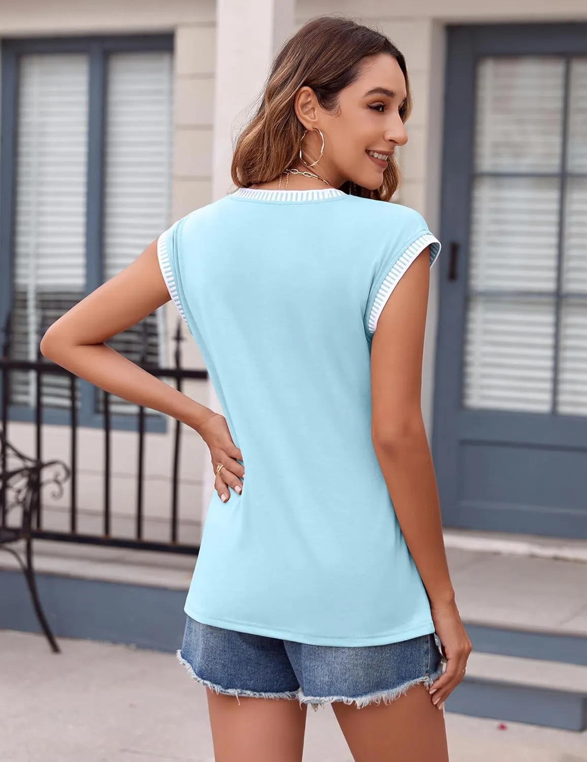 Zeagoo Women's Summer Tops Cap Sleeve Casual Shirts 2025 V Neck Basic Tshirts Loose Fit Trendy Tee